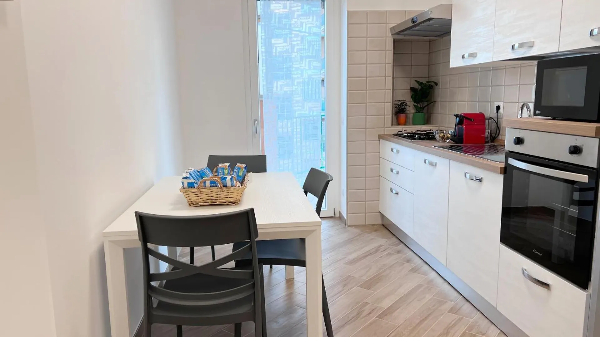 Dasy Apartment - San Paolo 로마 0*,  이탈리아